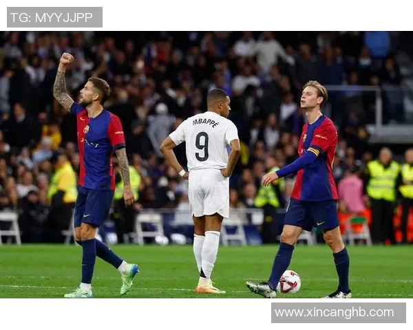 足总杯焦点战平皇马与巴萨互交白卷乌龙球引发转会传闻热潮