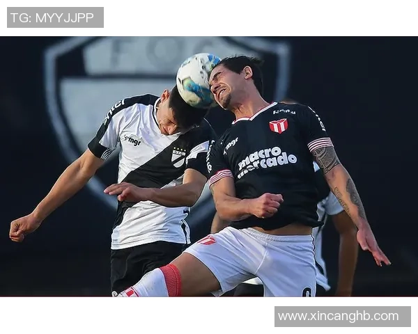 国王杯激战利物浦与巴黎圣日耳曼互交白卷神扑瞬间引发全场狂欢 国王杯激战利物浦与巴黎圣日耳曼互交白卷神扑瞬间引发全场狂欢